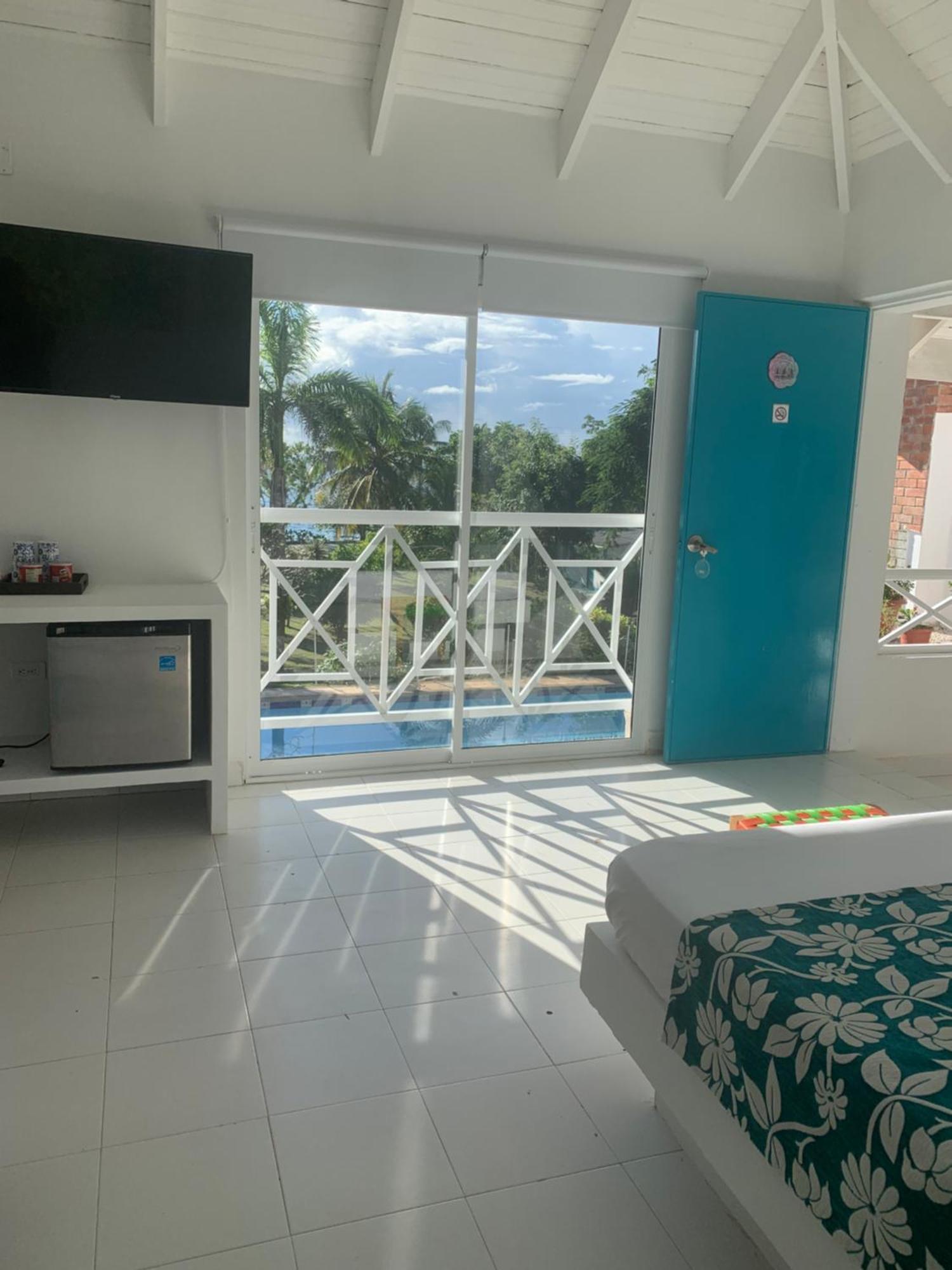 Casa De Las Flores Tropical San Andres  Exterior photo